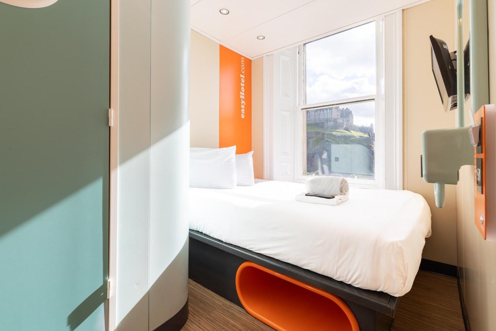 Easyhotel EDI Eksteriør billede